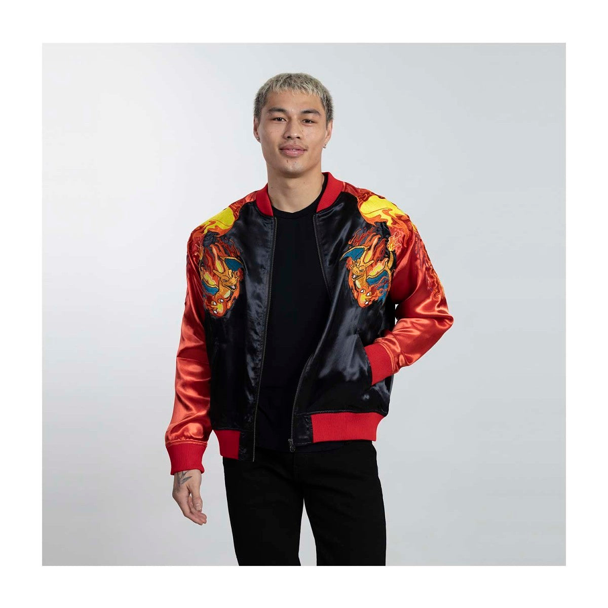 Charizard Souvenir Jacket - Adulto